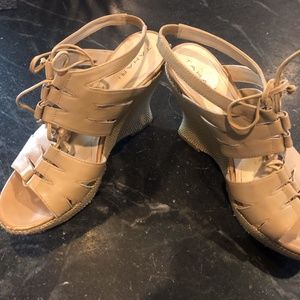 Unique Lace up Leather 4" Wedges size 7.5